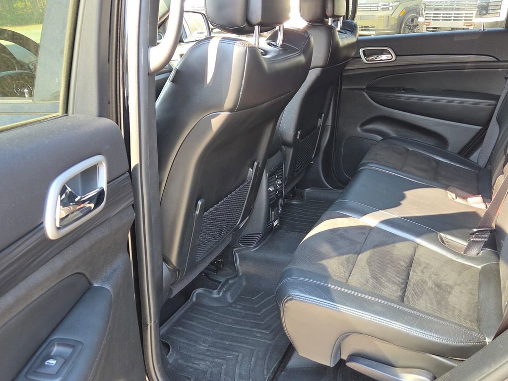 Used 2021 Jeep Grand Cherokee Laredo X image 7