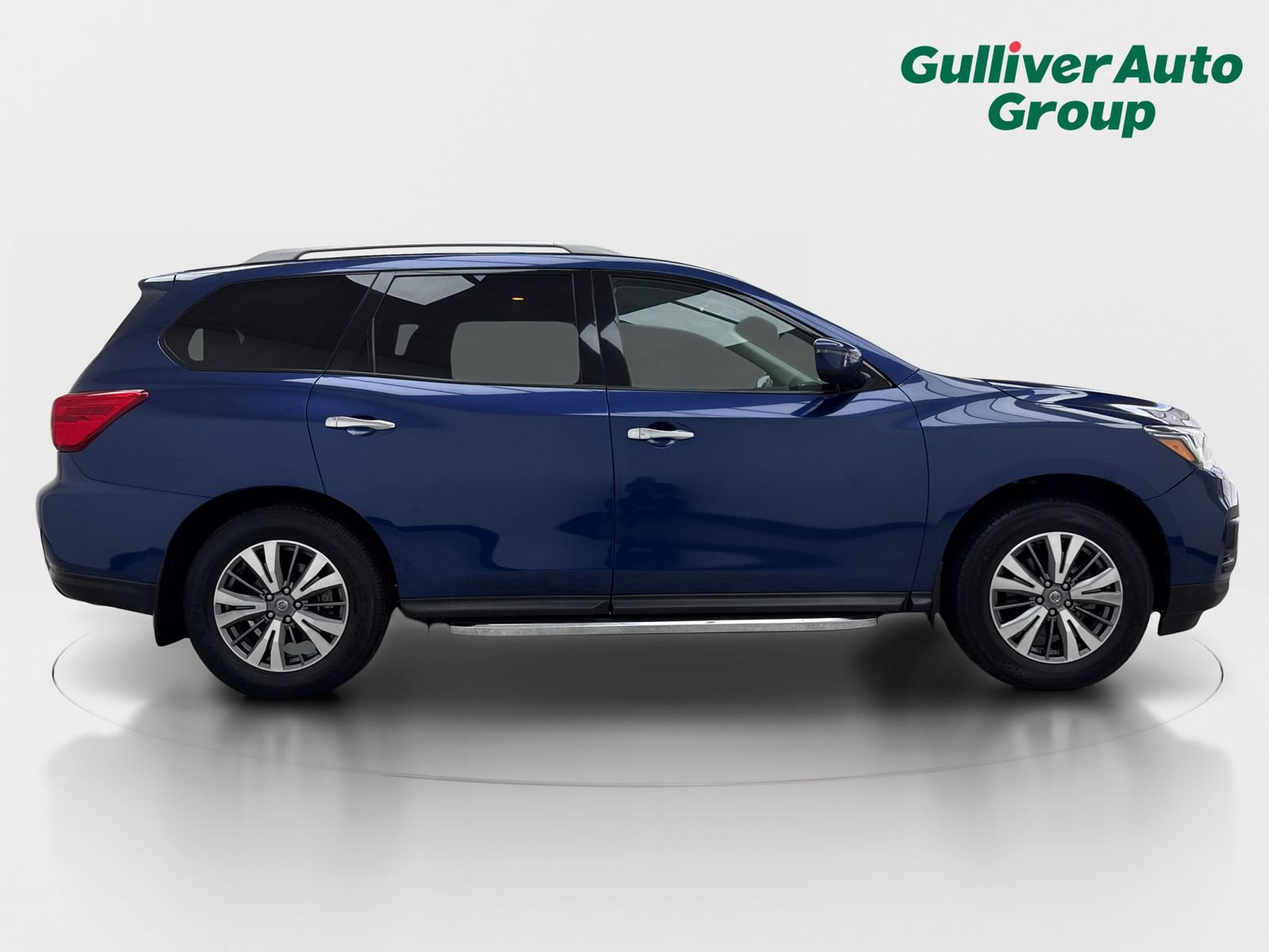 Used 2020 Nissan Pathfinder SV FWD image 10