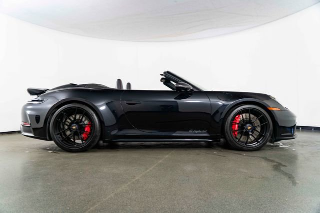 Used 2025 Porsche 911 Carrera 4 GTS AWD/4WD image 9