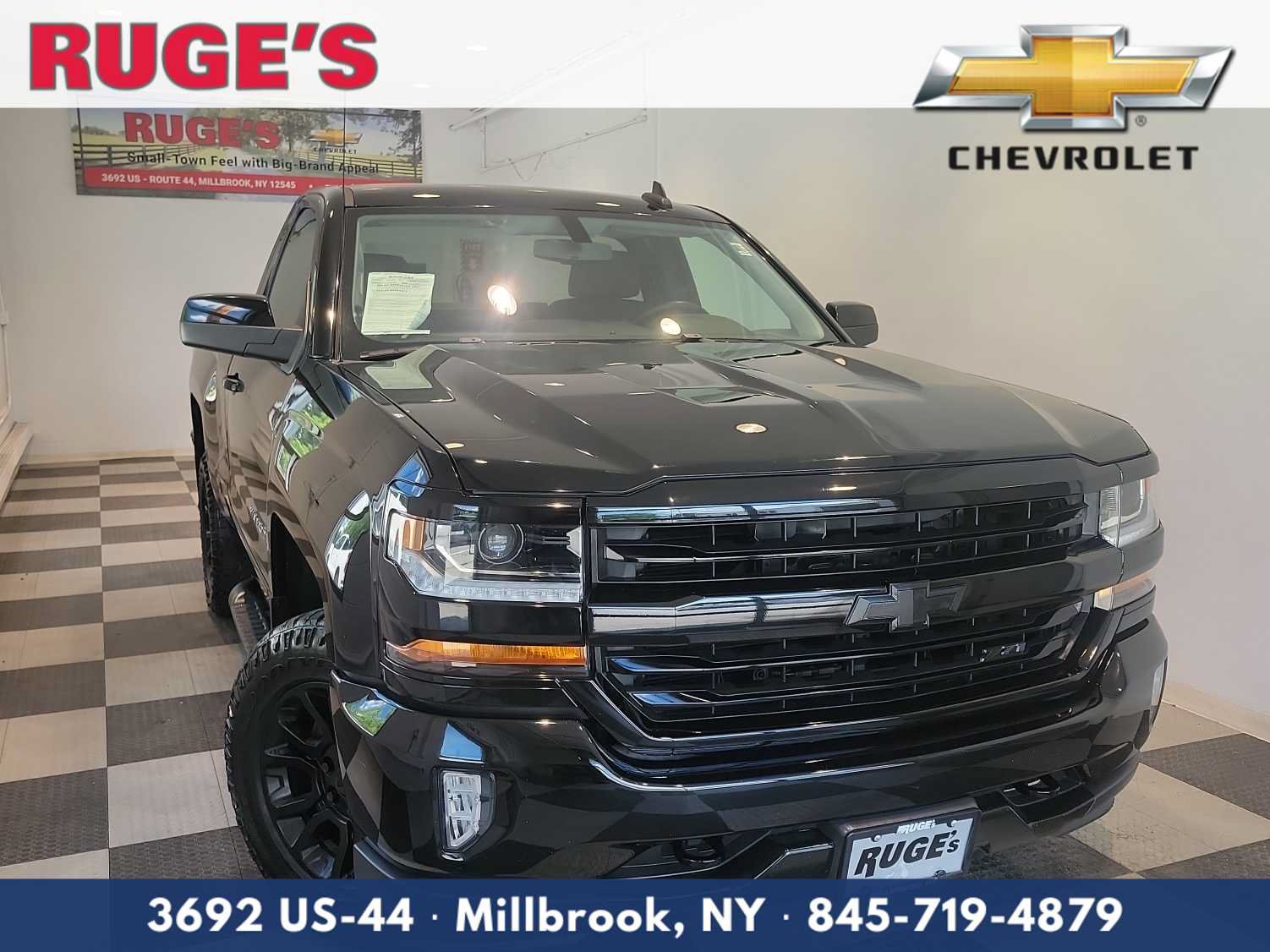 Used 2018 Chevrolet Silverado 1500 LT w/ LT Convenience Package