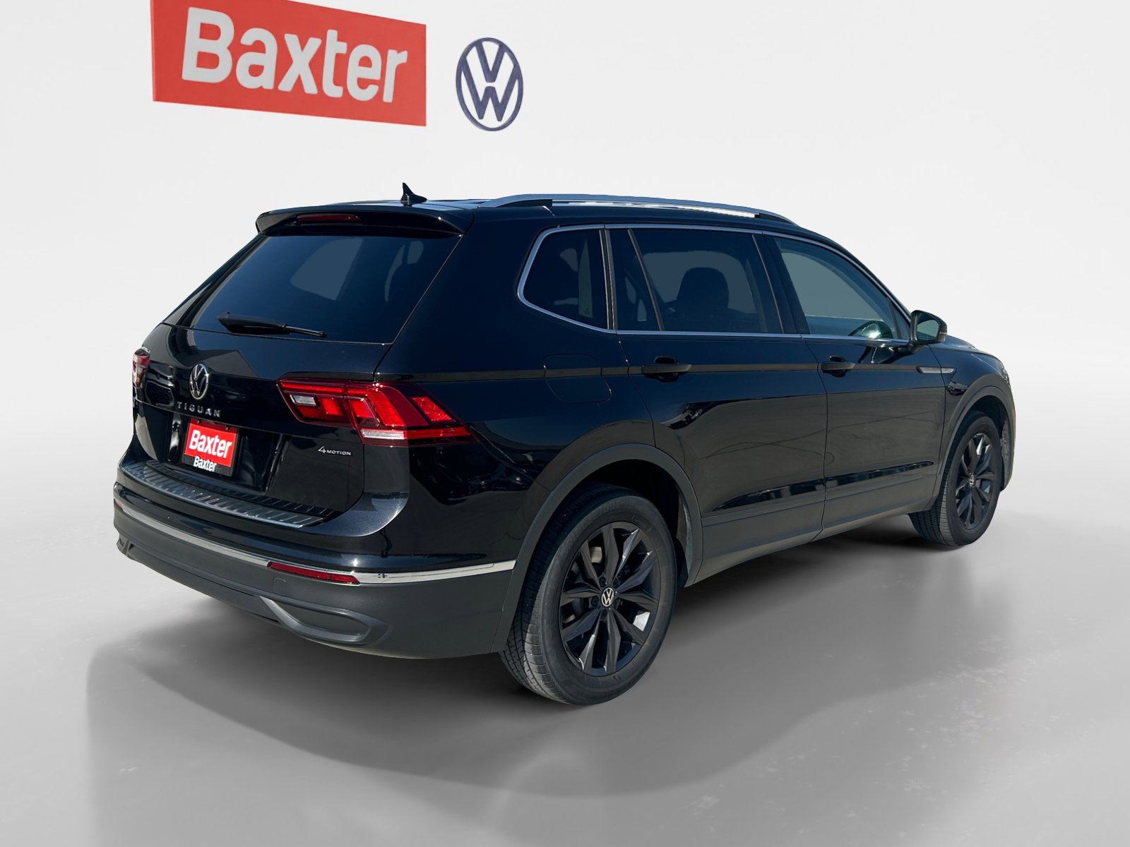Certified 2022 Volkswagen Tiguan SE AWD/4WD image 5