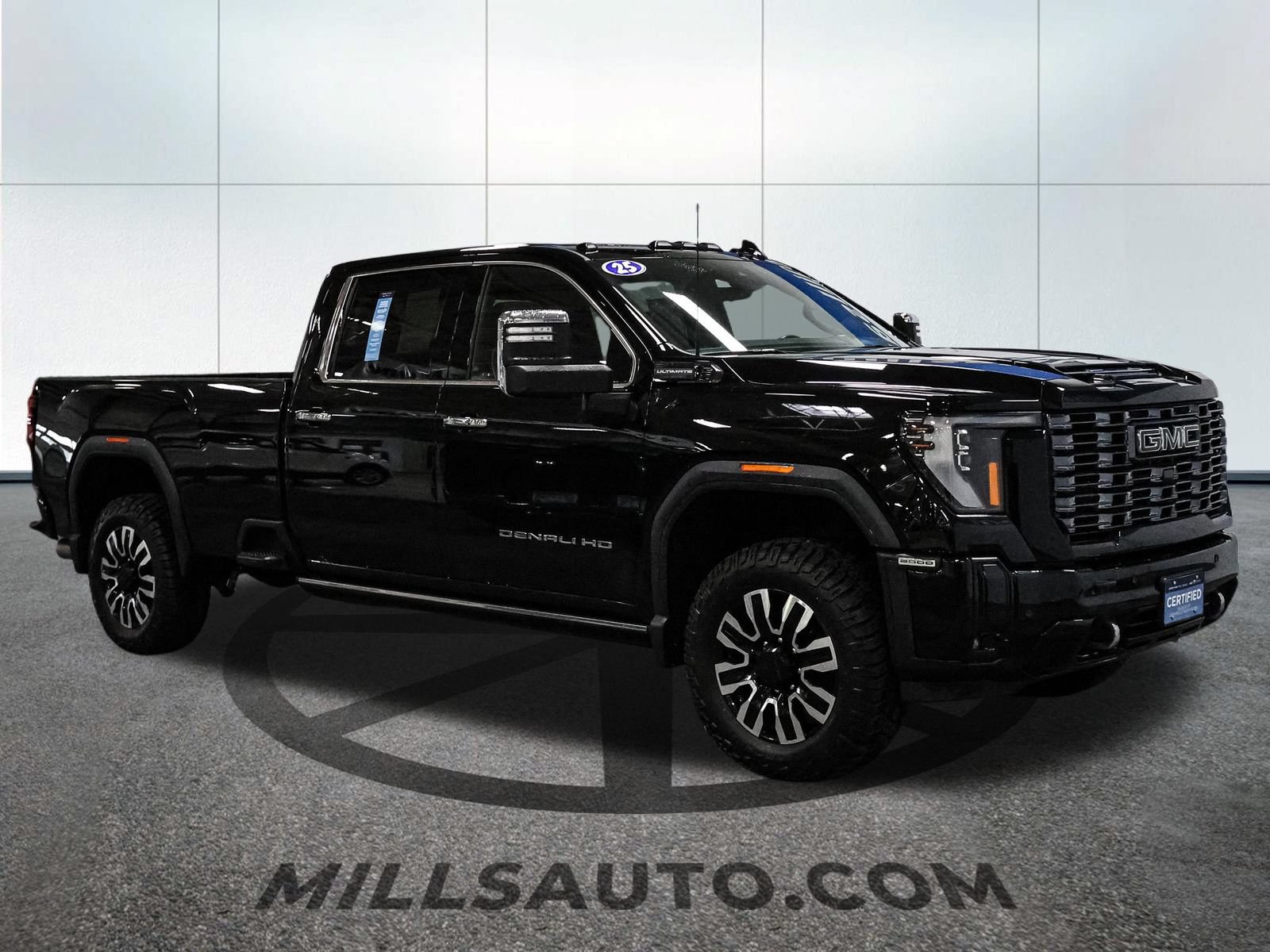 Certified 2025 GMC Sierra 2500 Denali Ultimate AWD/4WD image 10