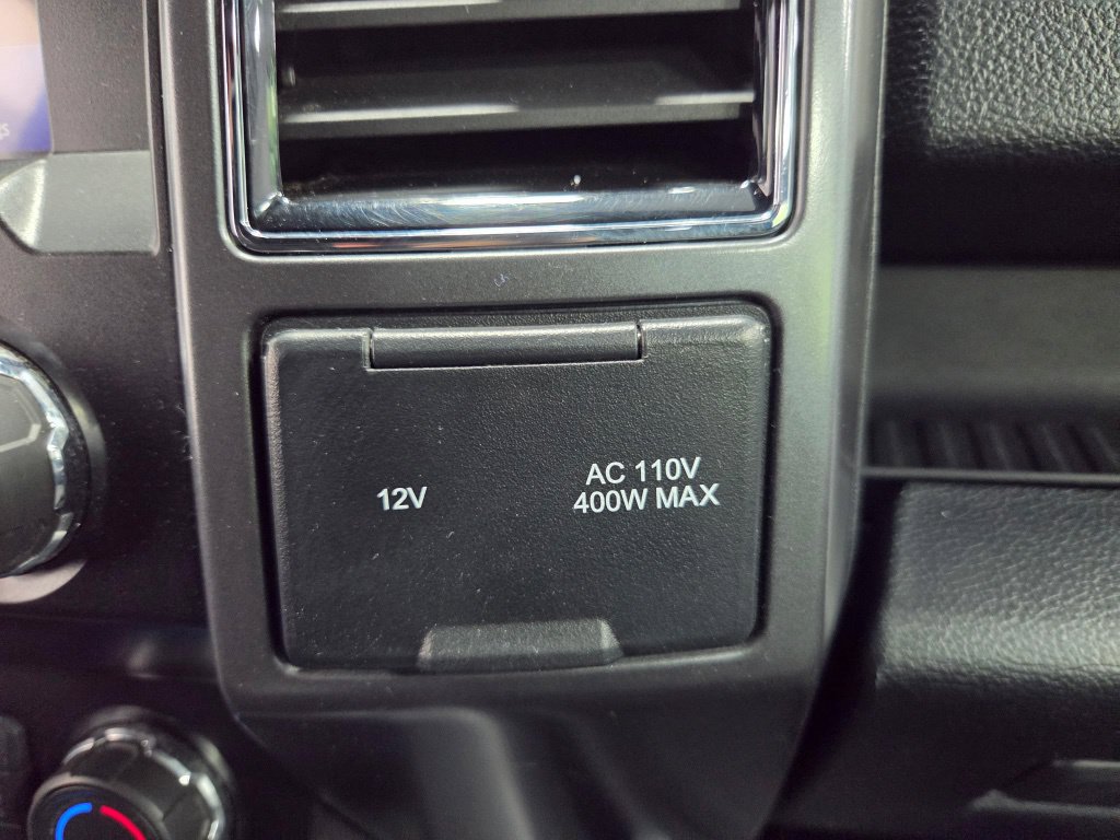 Used 2020 Ford F150 XLT w/ Equipment Group 302A Luxury AWD/4WD image 33