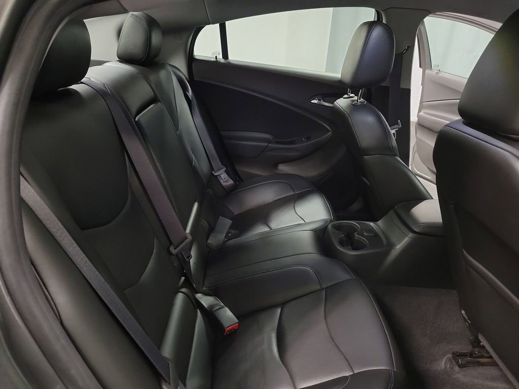 Used 2017 Chevrolet Volt LT w/ Comfort Package image 21