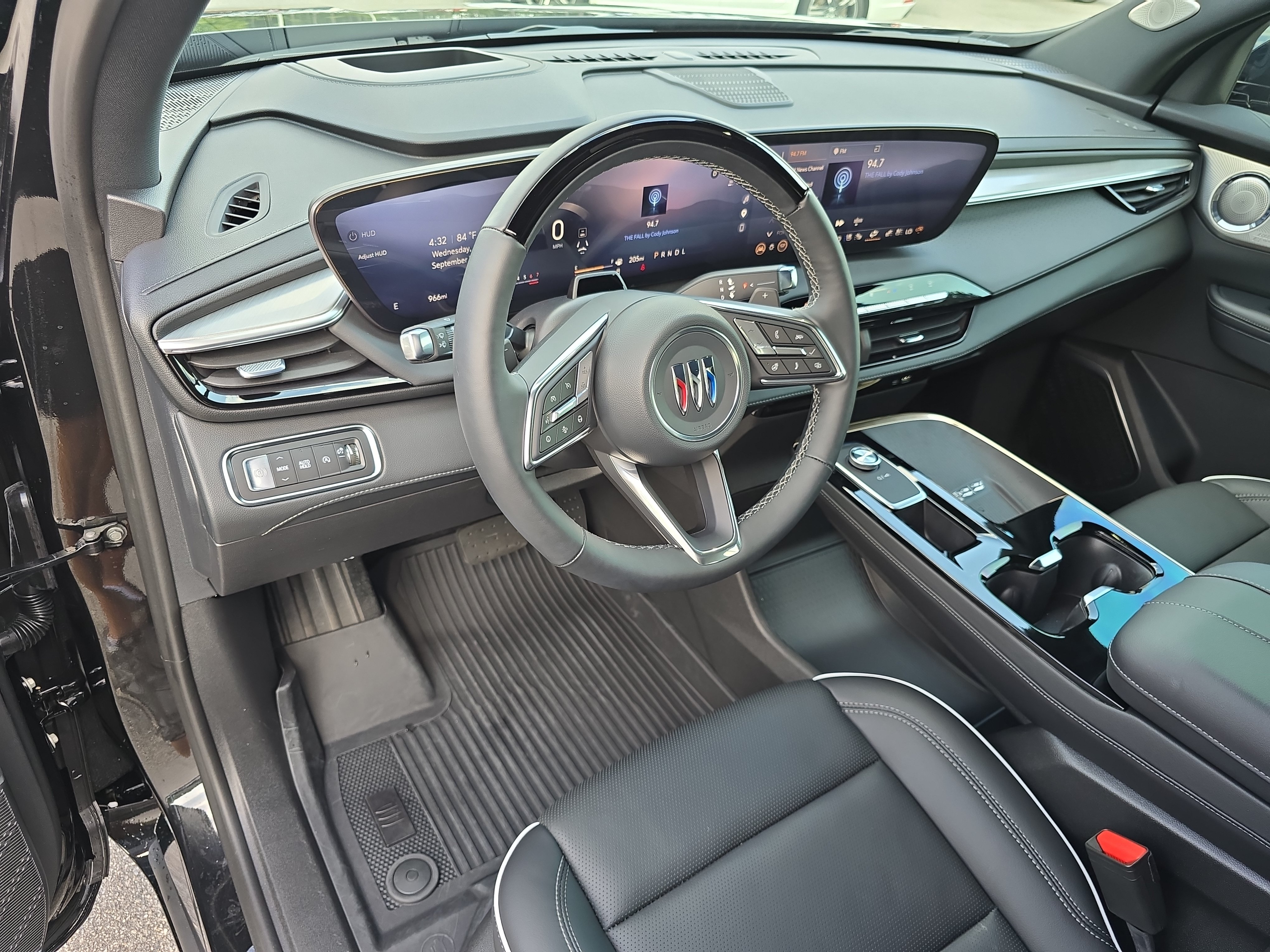Used 2026 Buick Enclave Avenir w/ Super Cruise Package FWD image 19