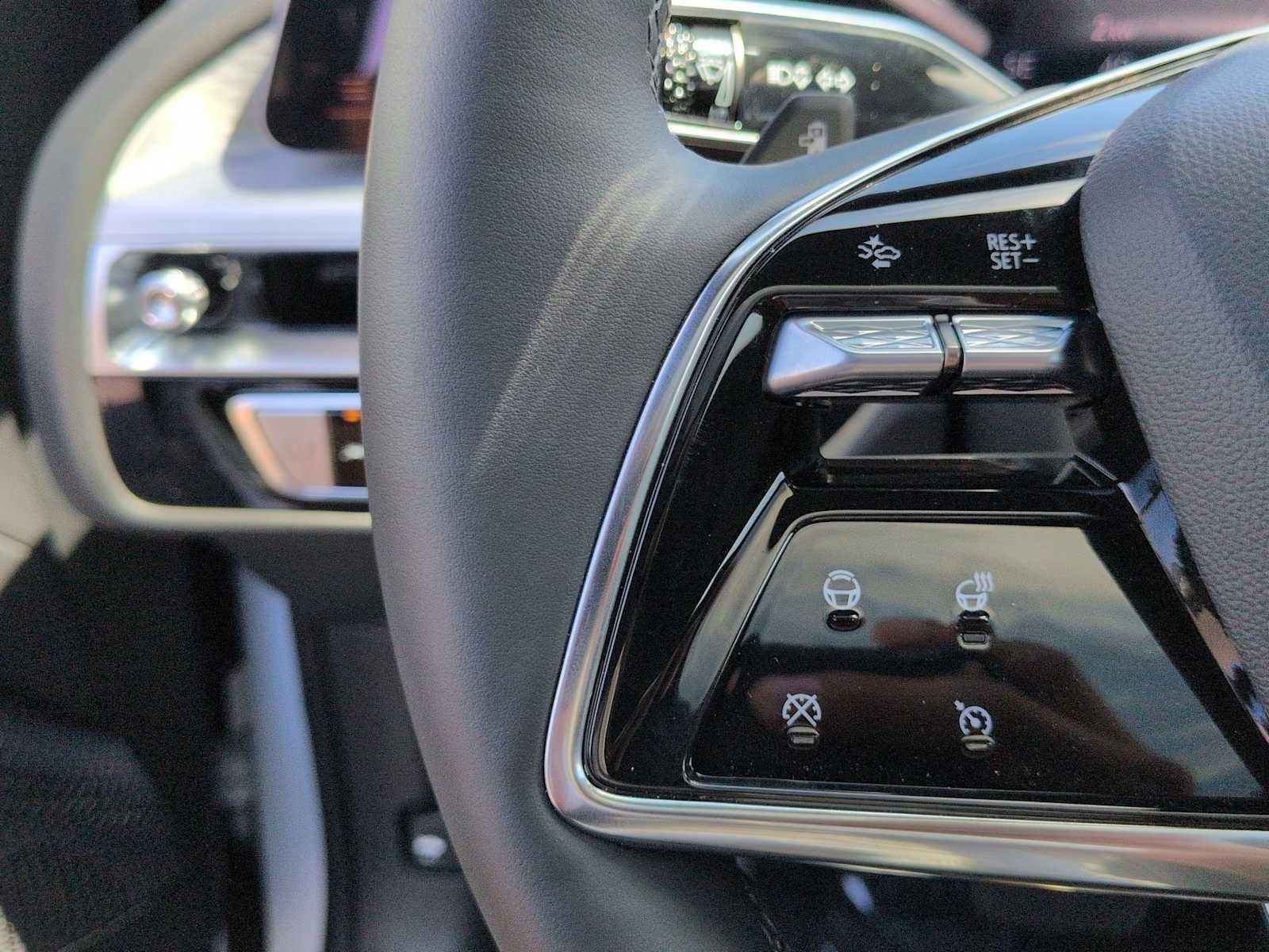 New 2026 Cadillac Lyriq Sport AWD/4WD image 15