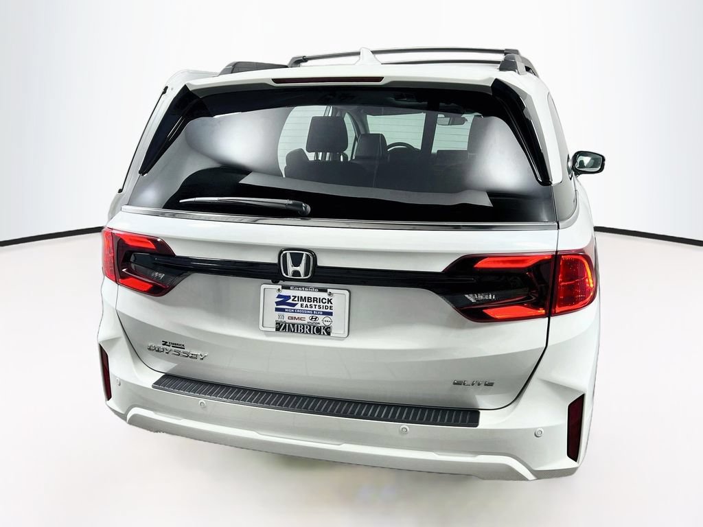 Used 2025 Honda Odyssey Elite image 6