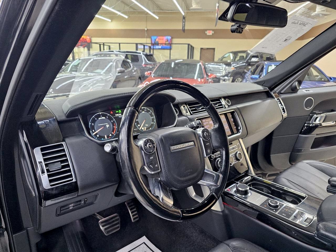 Used 2014 Land Rover Range Rover Supercharged AWD/4WD image 18