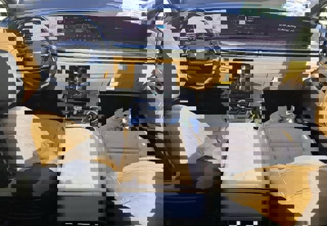 New 2026 Cadillac Escalade IQ Luxury 2 image 9