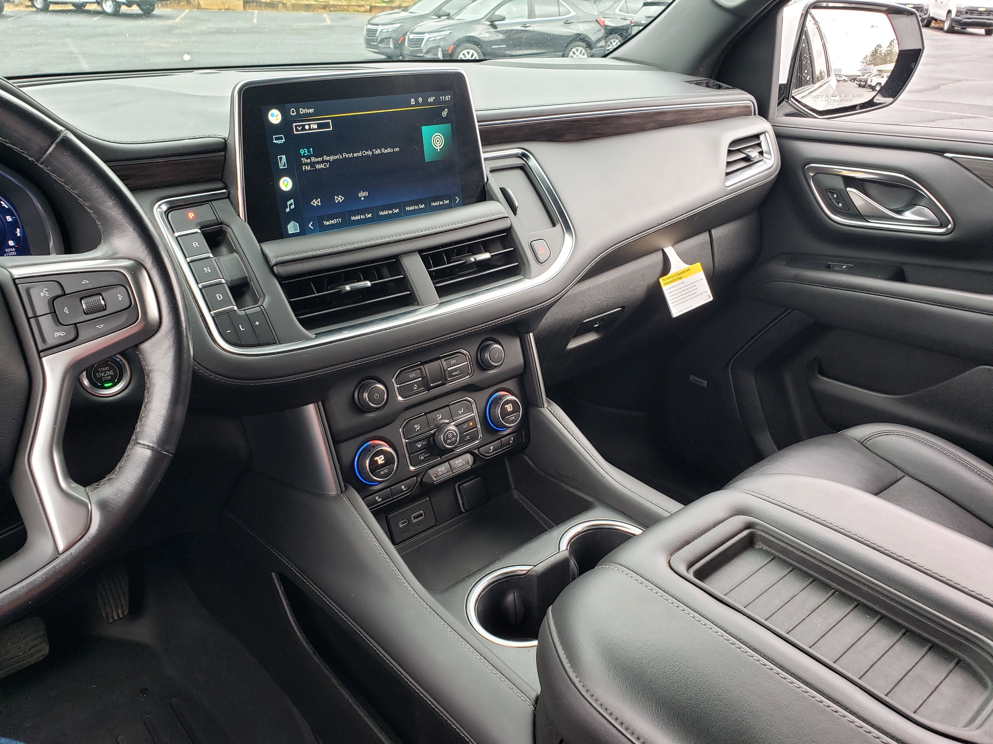 Used 2022 Chevrolet Suburban Z71 w/ Luxury Package image 21