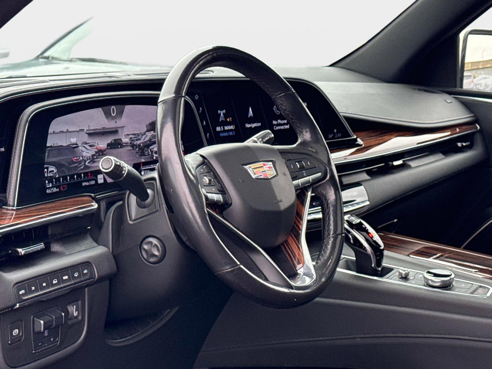 Used 2021 Cadillac Escalade Premium Luxury w/ Driver Assist Tech Package image 10