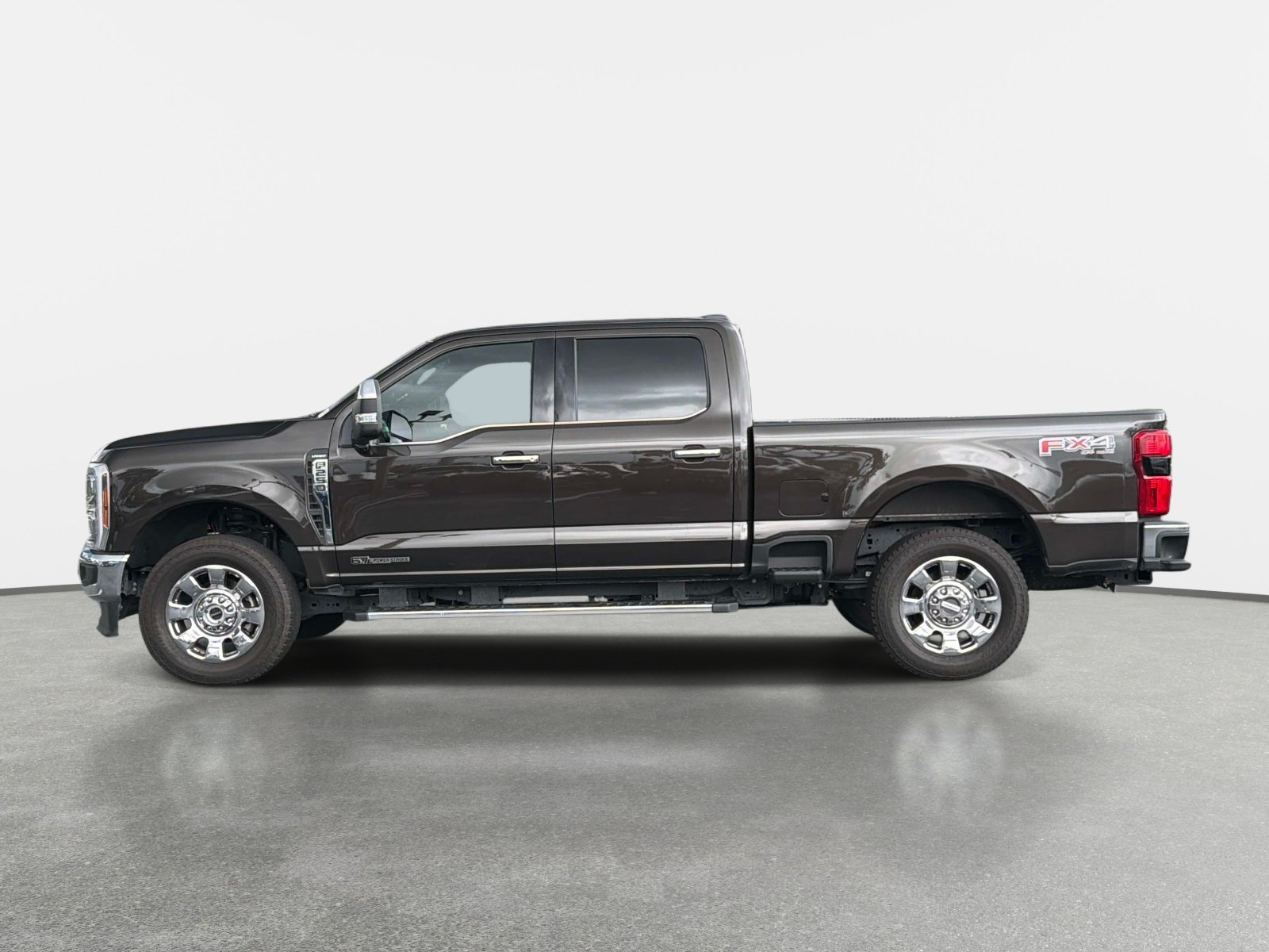 Used 2025 Ford F250 Lariat w/ Chrome Package AWD/4WD image 6