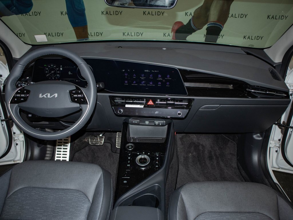 New 2023 Kia Niro Wave image 3