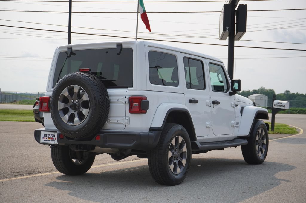 Used 2018 Jeep Wrangler Unlimited Sahara AWD/4WD image 7