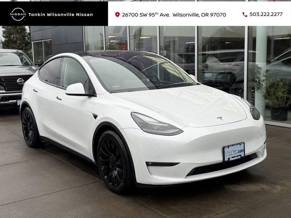 Used 2022 Tesla Model Y Performance image 1