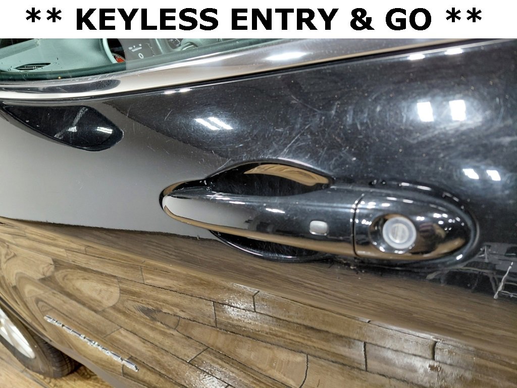 Used 2018 Jeep Cherokee Latitude Plus w/ Cold Weather Group image 8