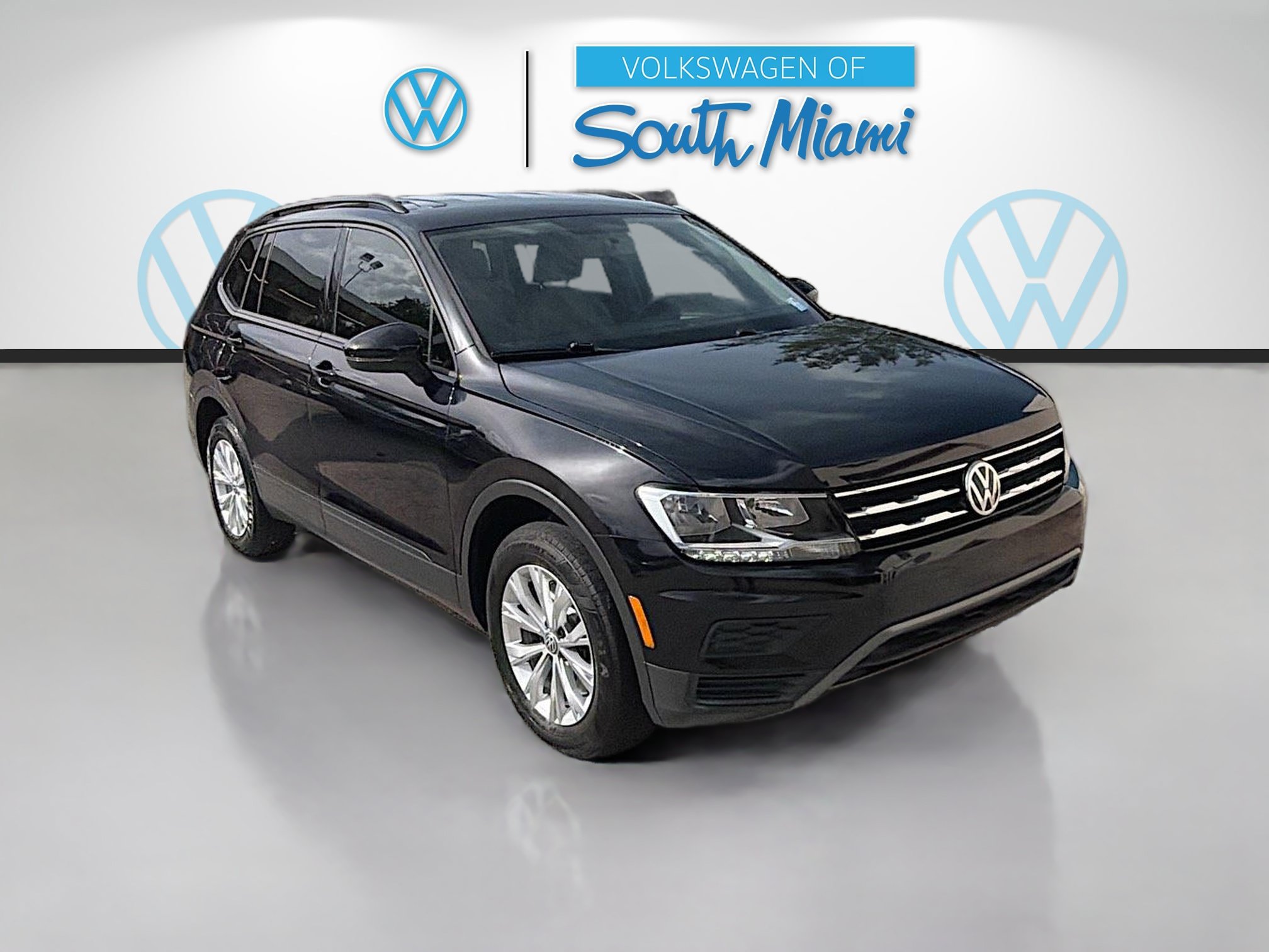 Used 2019 Volkswagen Tiguan S w/ Driver Assistance Package FWD image 1