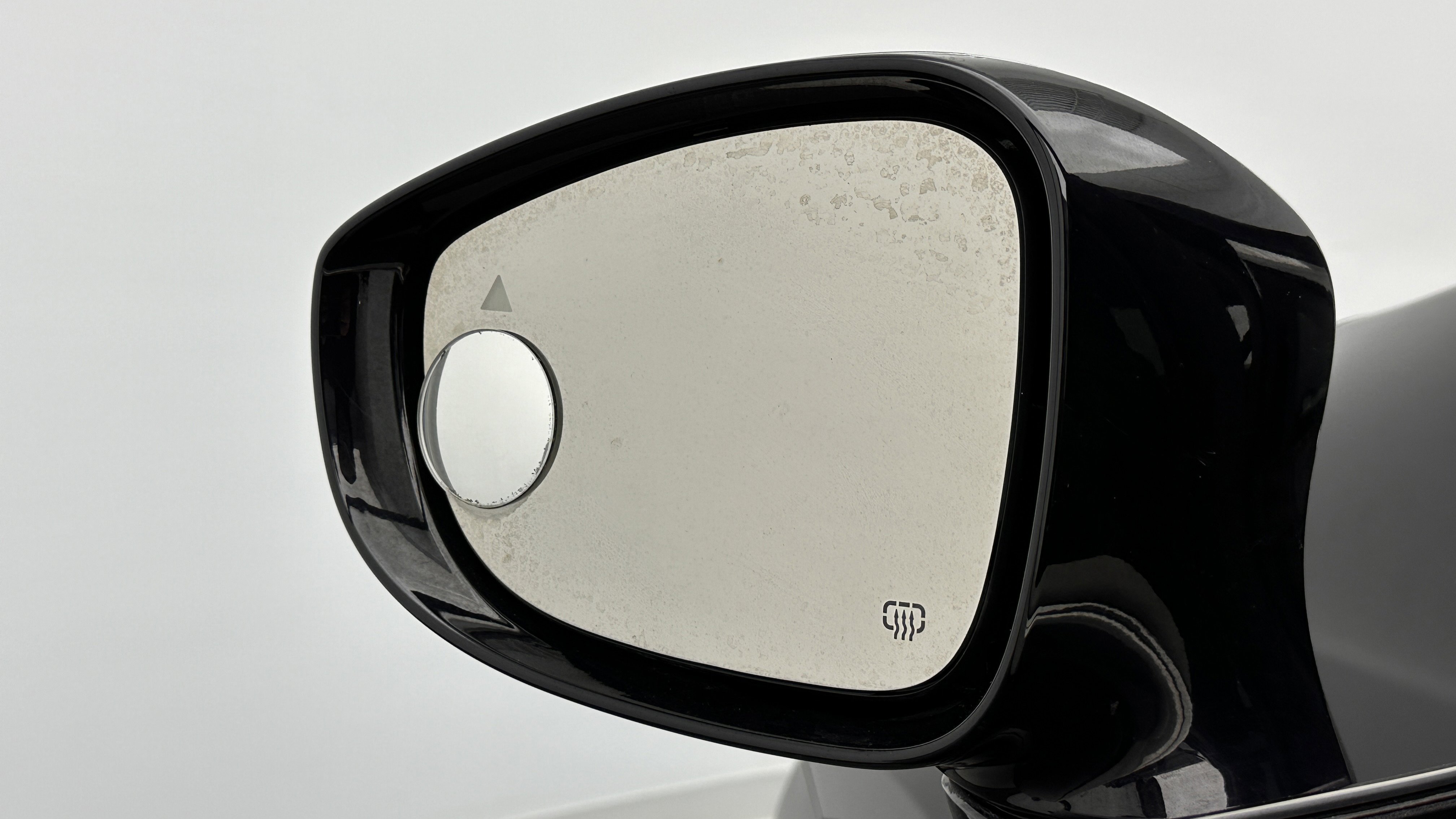 Used 2023 Chrysler Pacifica Limited image 16