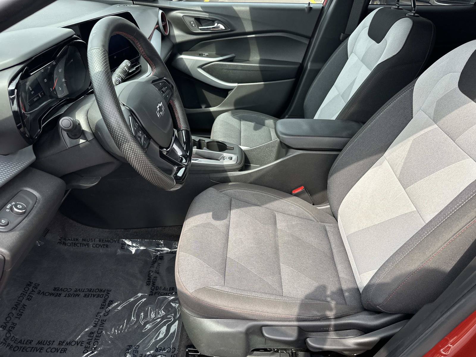 Certified 2024 Chevrolet Trax RS w/ Driver Confidence Package FWD image 18