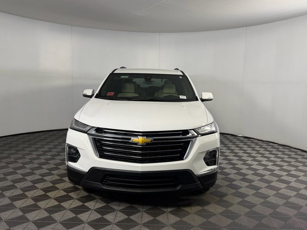 Used 2023 Chevrolet Traverse LT image 11