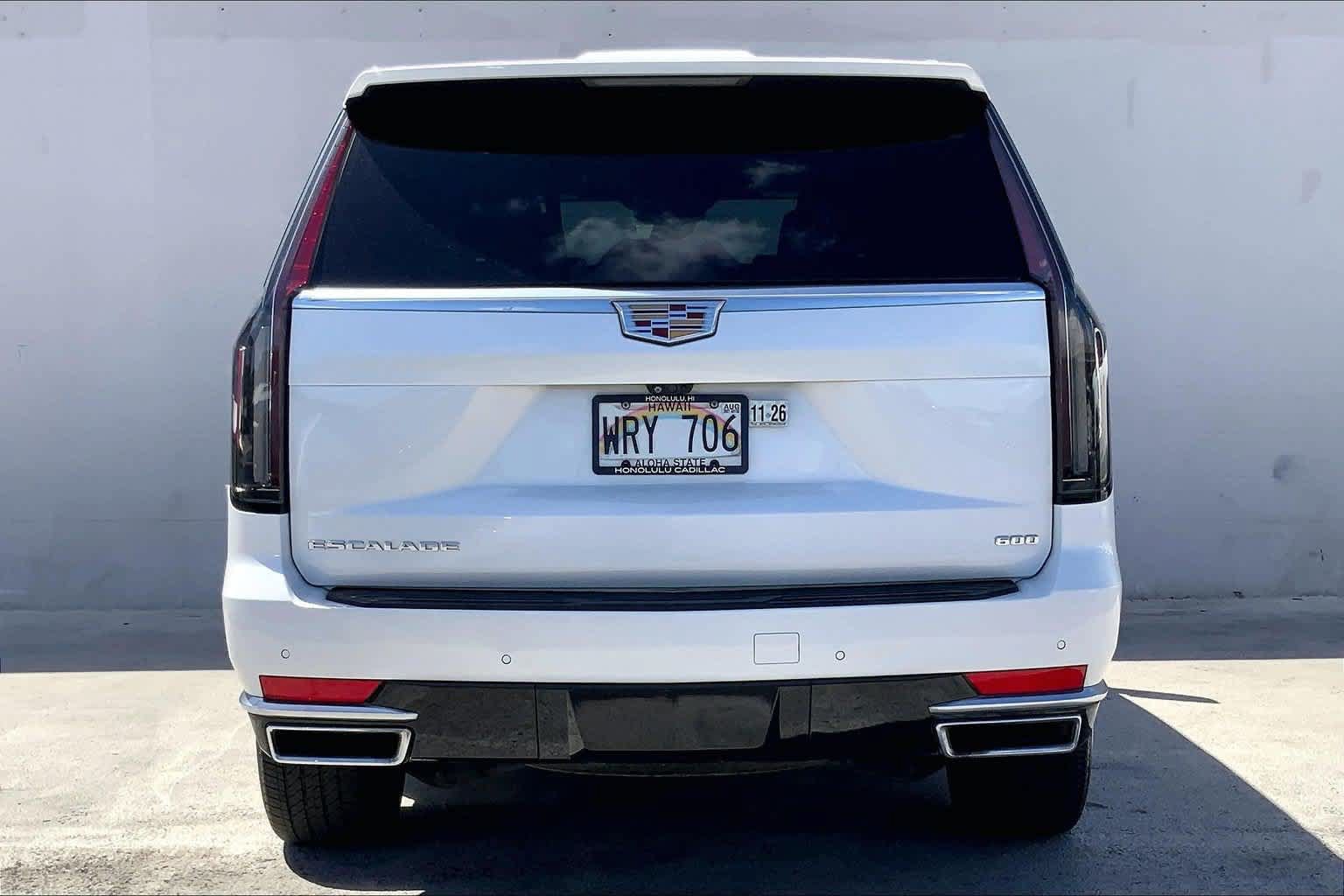 Used 2022 Cadillac Escalade Premium Luxury RWD image 5
