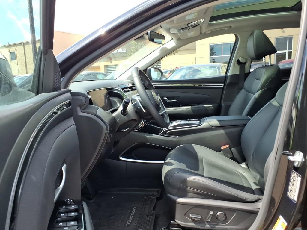 Used 2023 Hyundai Tucson SEL image 16