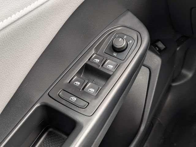 Used 2024 Volkswagen Taos SE FWD image 19
