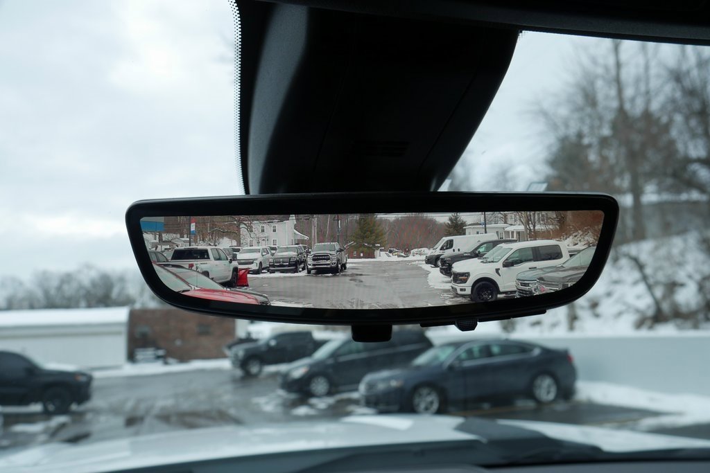 Used 2023 Chevrolet Silverado 2500 High Country w/ Technology Package image 16