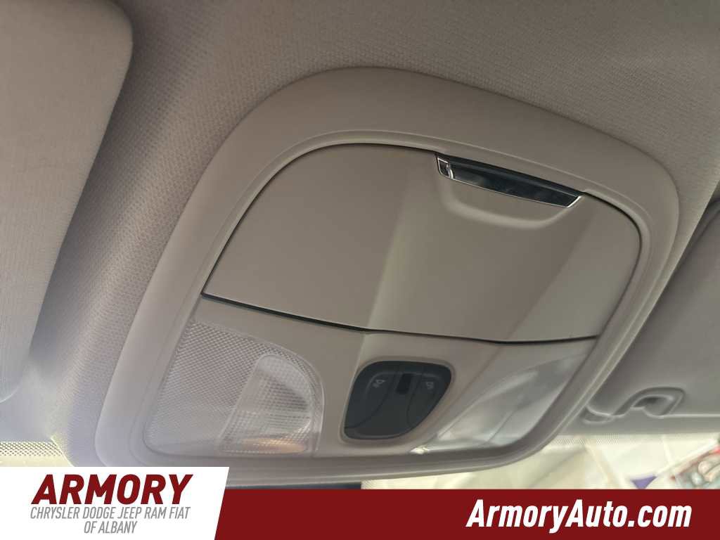 Used 2020 Jeep Cherokee Latitude Plus w/ Cold Weather Group image 21