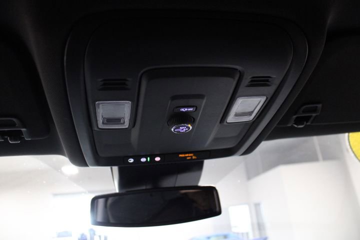 Used 2025 Chevrolet Tahoe RST AWD/4WD image 41