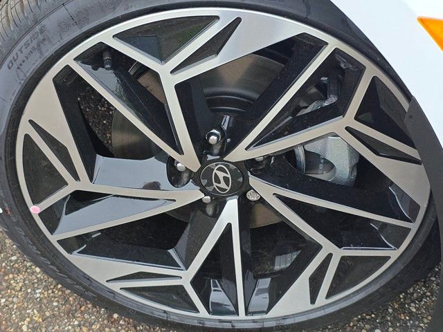 New 2025 Hyundai Ioniq 6 SEL image 19