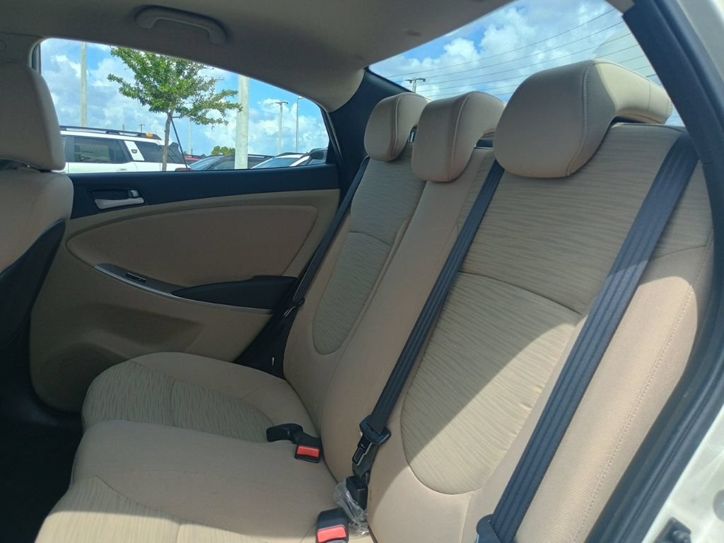 Used 2016 Hyundai Accent SE FWD image 16