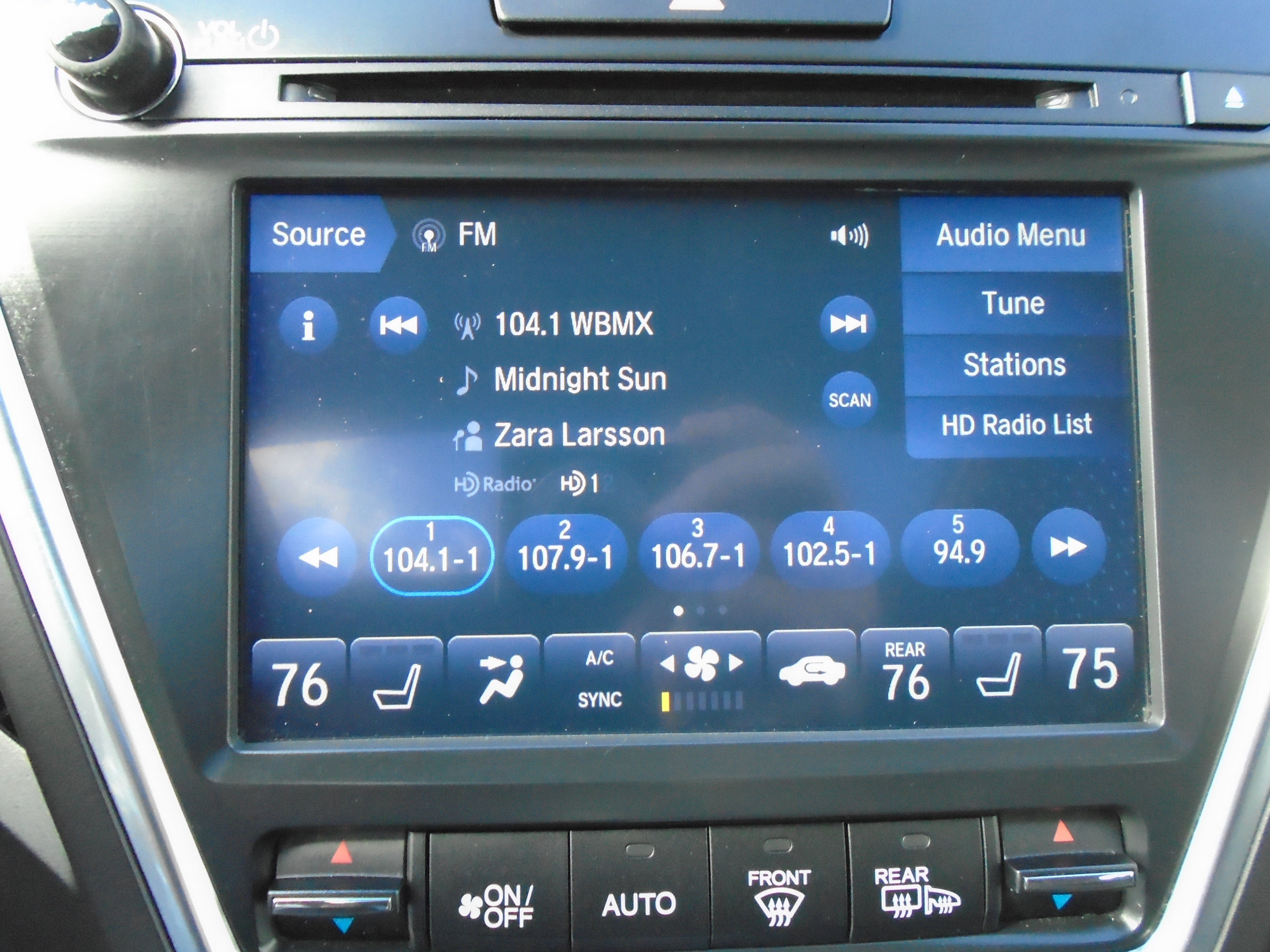 Used 2020 Acura MDX w/ Technology Package AWD/4WD image 60