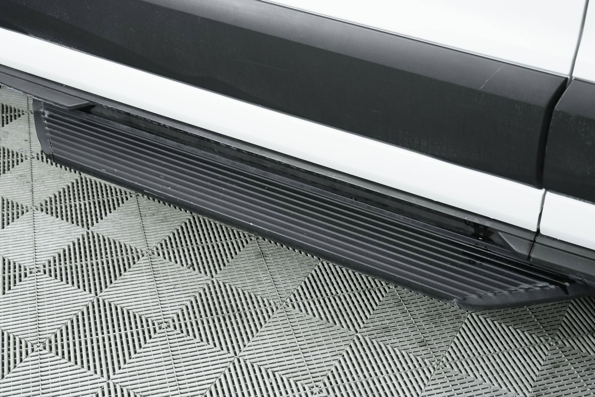 Used 2022 Ford Transit 350 148 High Roof Extended DRW w/ Load Area Protection Package image 20