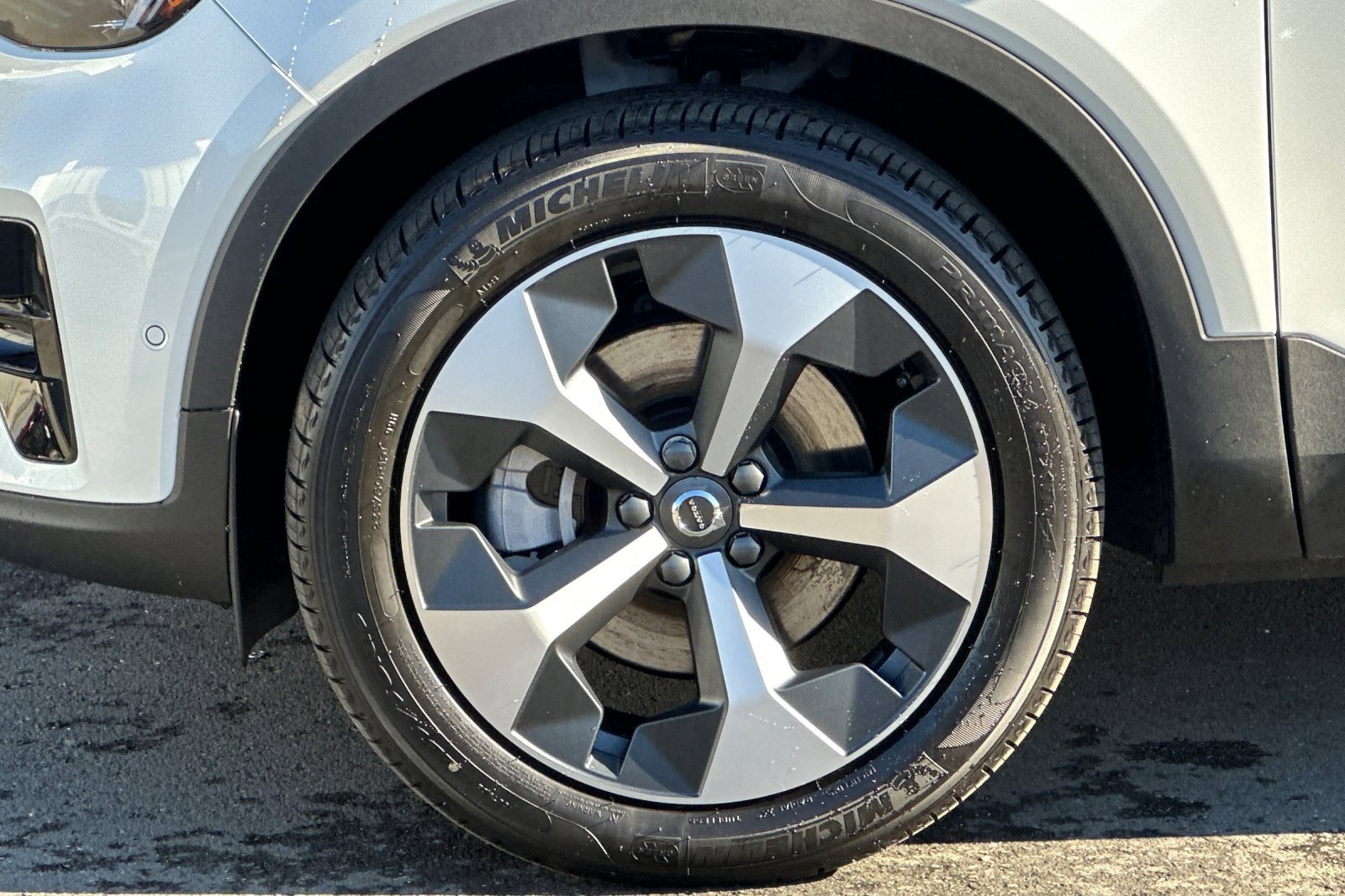 New 2026 Volvo XC40 B5 Plus w/ Protection Package Premier image 11