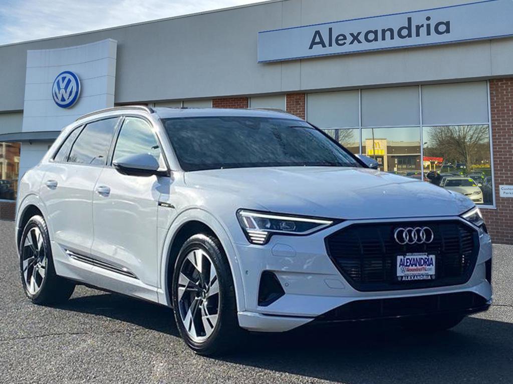 Used 2022 Audi e-tron Premium w/ Convenience Plus Package