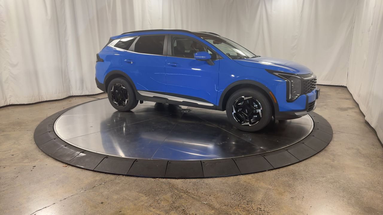 New 2026 Kia Sportage EX w/ EX Panorama Roof Package image 3