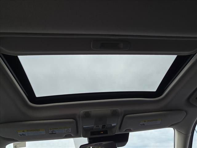 Used 2020 Mitsubishi Outlander SE FWD image 18