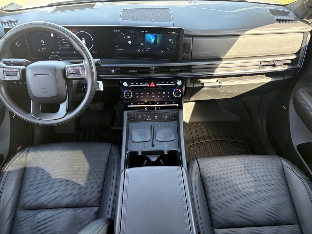 Used 2025 Hyundai Santa Fe Calligraphy video 2