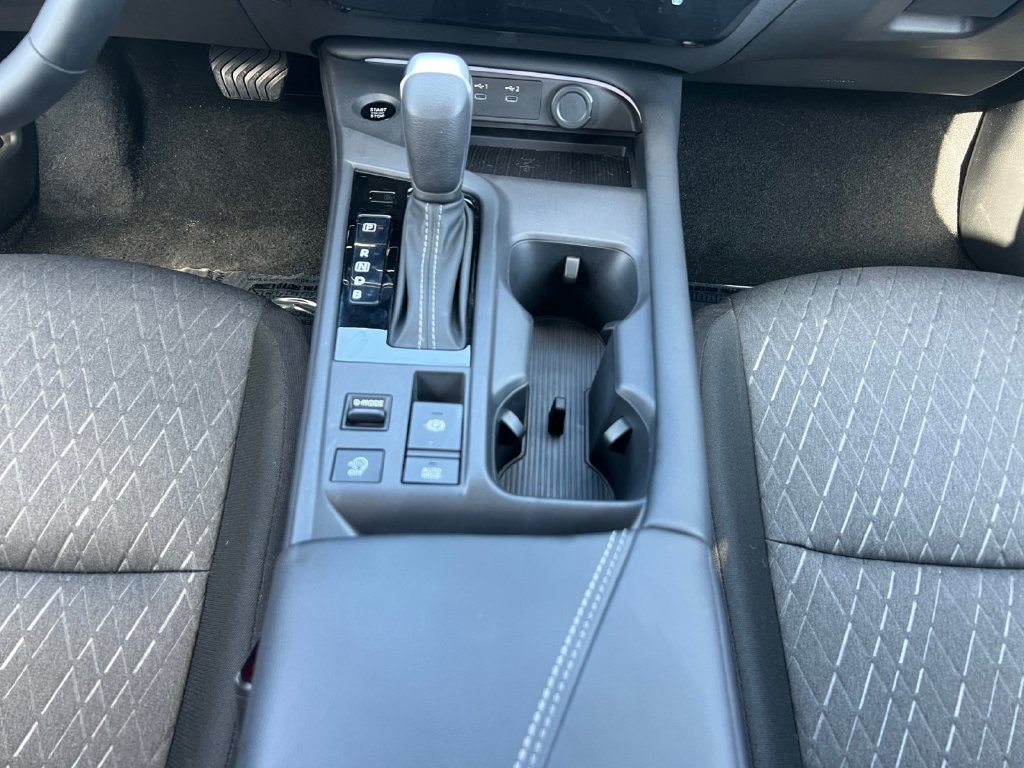 Certified 2026 Nissan Sentra SV w/ SV Convenience Package FWD image 11