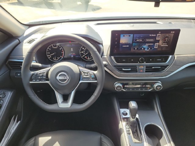 New 2026 Nissan Altima 2.5 SV w/ SV Premium Package FWD image 17