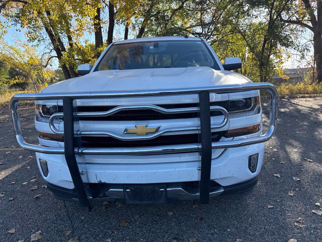 Used 2018 Chevrolet Silverado 1500 LT w/ All Star Edition AWD/4WD image 9