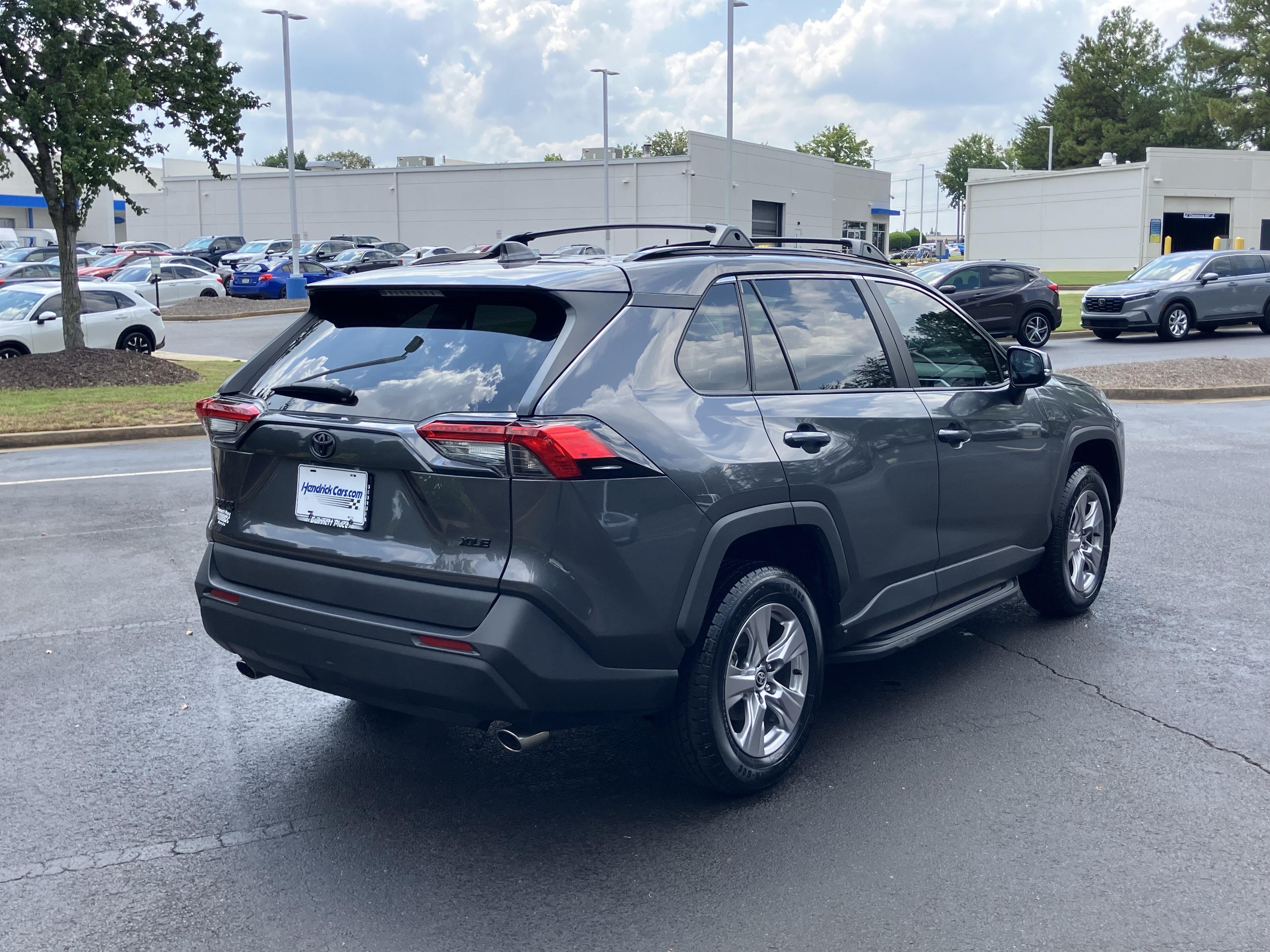 Used 2023 Toyota RAV4 XLE w/ Convenience Package FWD image 10
