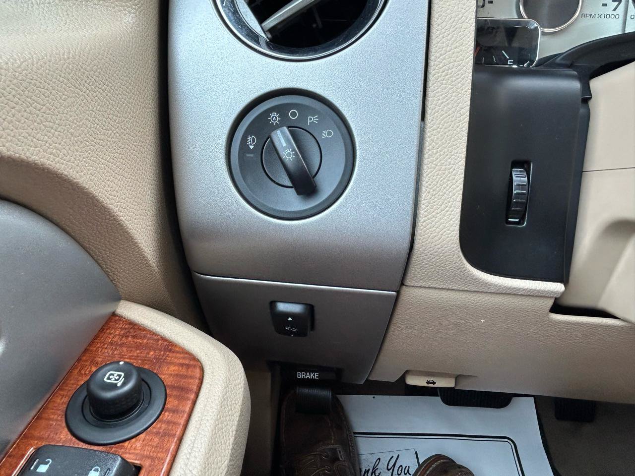 Used 2010 Ford Expedition EL 4WD image 27