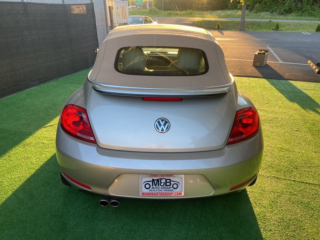 Used 2013 Volkswagen Beetle 2.5 FWD image 5