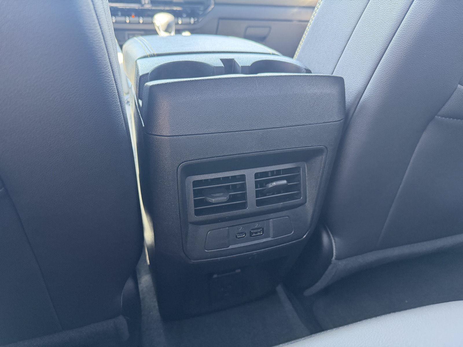 Used 2023 Chevrolet Colorado ZR2 w/ ZR2 Convenience Package III AWD/4WD image 9