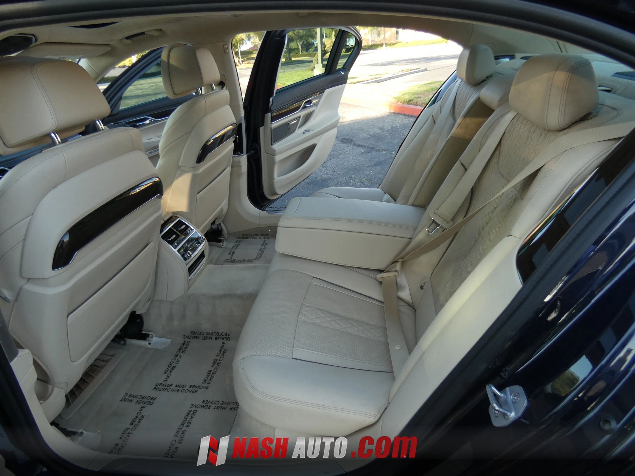 Used 2016 BMW 750i xDrive AWD/4WD image 53