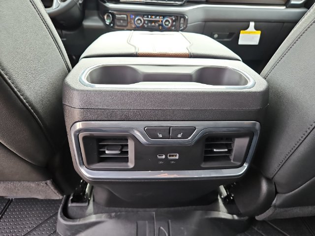 Certified 2026 Chevrolet Silverado 3500 High Country w/ High Country Premium Package AWD/4WD image 29