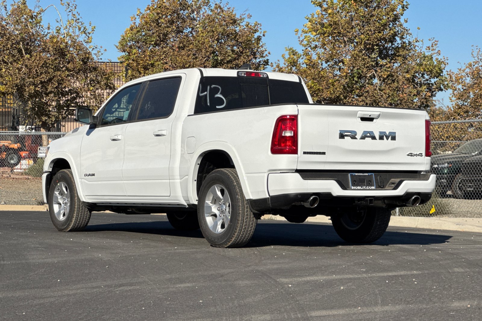 New 2027 RAM 1500 4x4 Crew Cab image 5