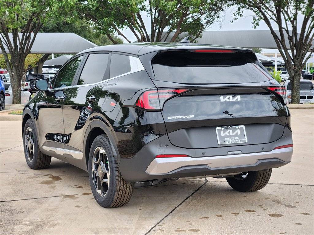 New 2026 Kia Sportage EX image 3